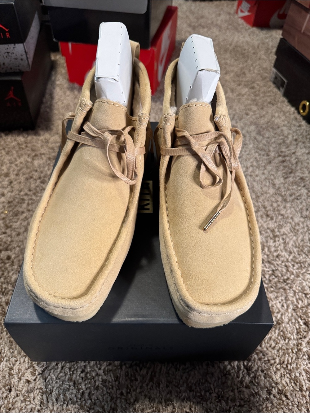 Kith Men’s Chukka Wallabee Boots in Wheat